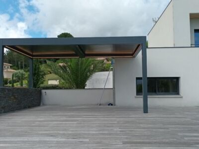 🌿 Magnifique pergola bioclimatique en aluminium à Auch : l’art de maîtriser l’ombre et la lumière ☀️