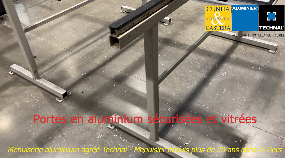 porte en aluminium sécurisée vitrée auch gers